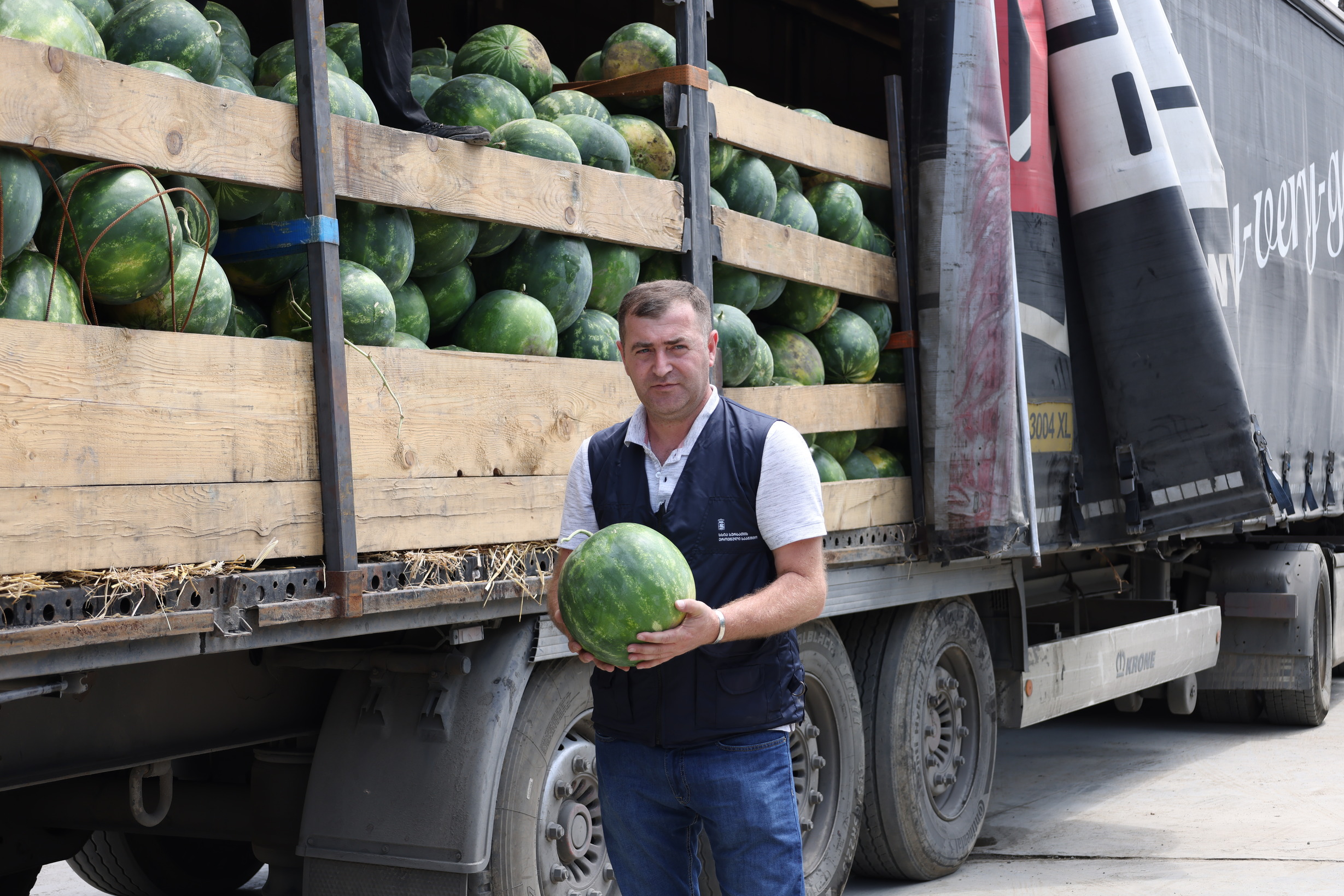 Excessive content of nitrates was detected in 11 samples of vegetables and 2 samples of melons