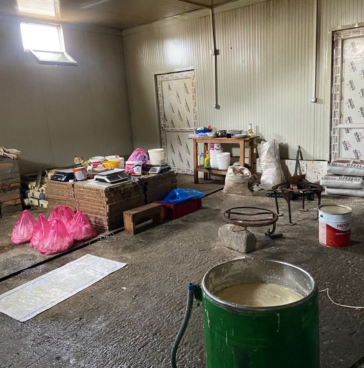 Illegal dairy processing facilities were identified in Kvemo Kartli, Samegrelo, and Imereti